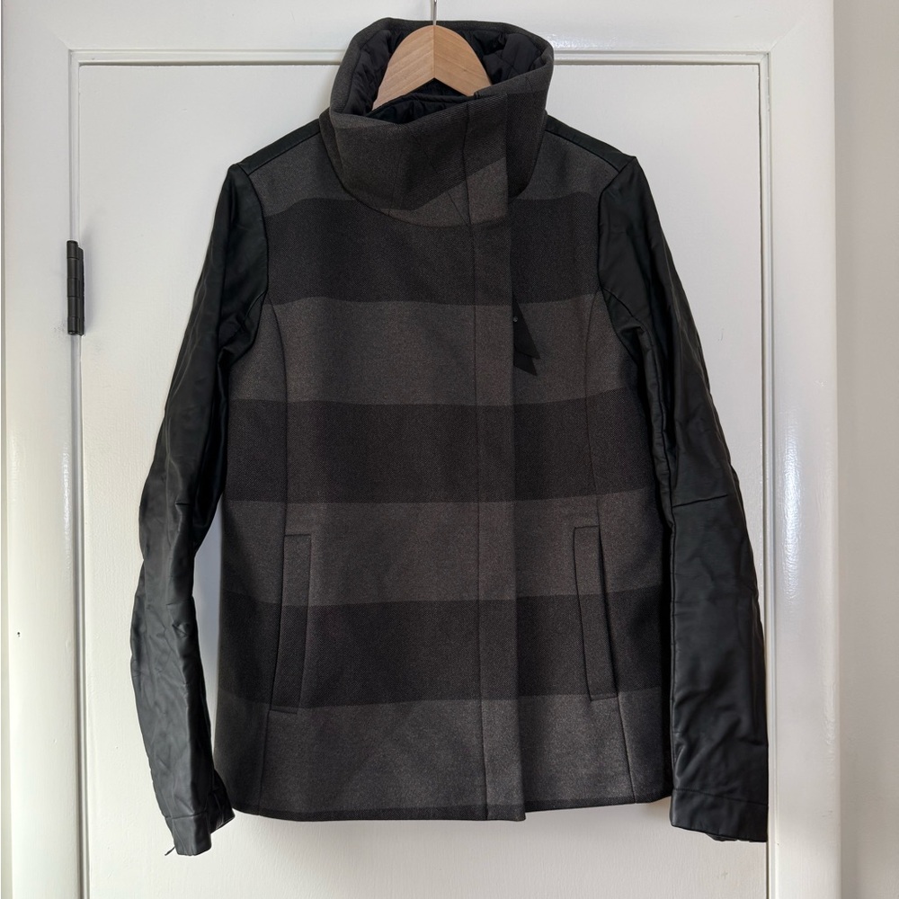 Lululemon Brisky Biker Sweat Life Faux Leather Black Soot Stripe Moto Jacket 8 - Picture 14 of 16